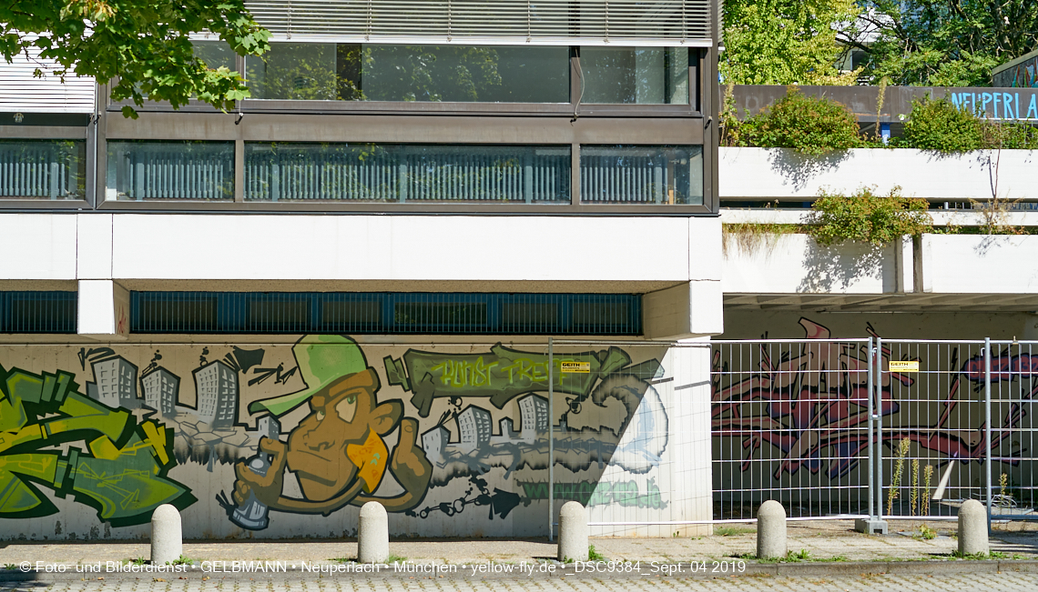 04.09.2019 - Einkaufs- und Wohnzentrum Quiddestraße in Neuperlach